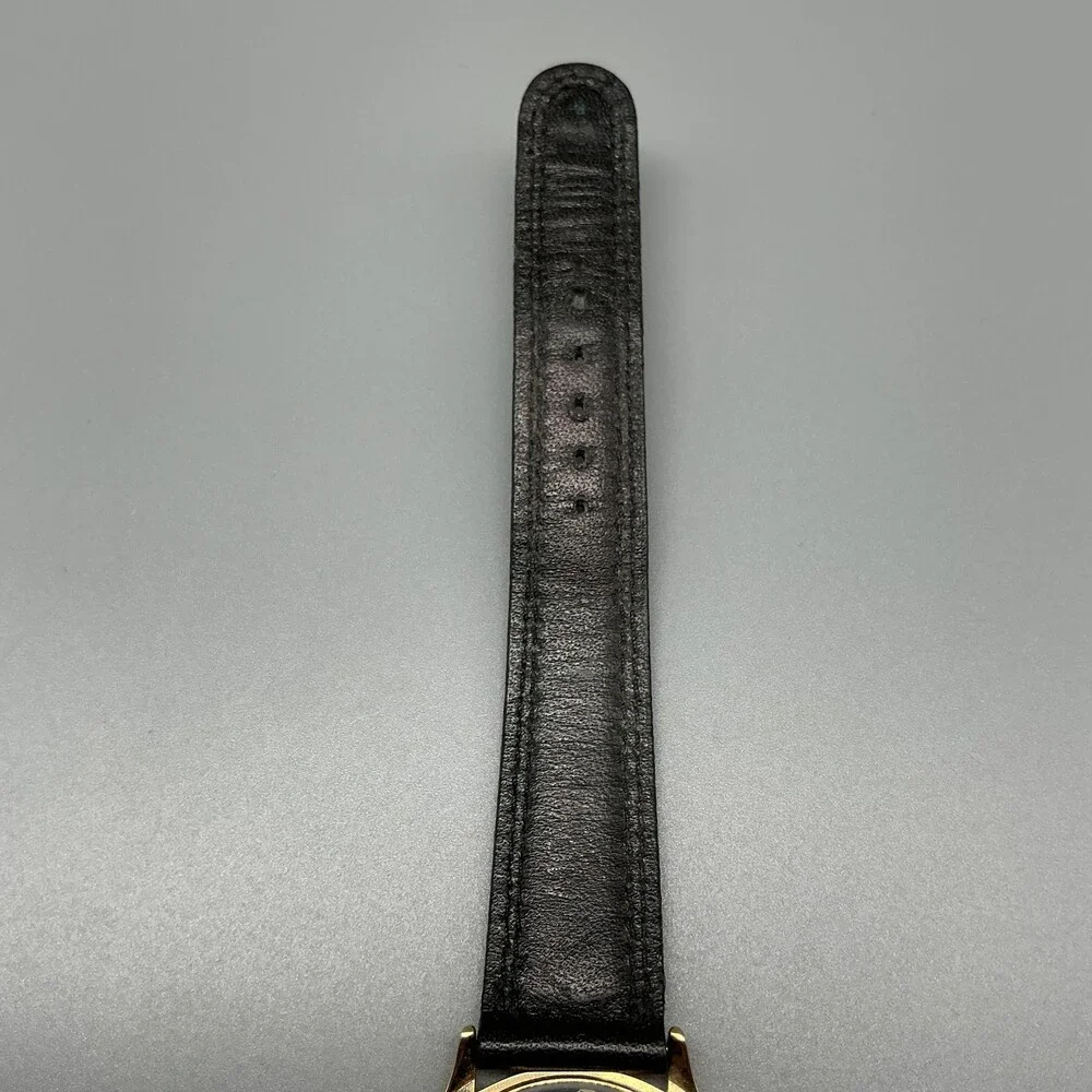 Movado Museum Womens Watch 31mm Black Dial Gold Tone 87-E41-0863 New Battery